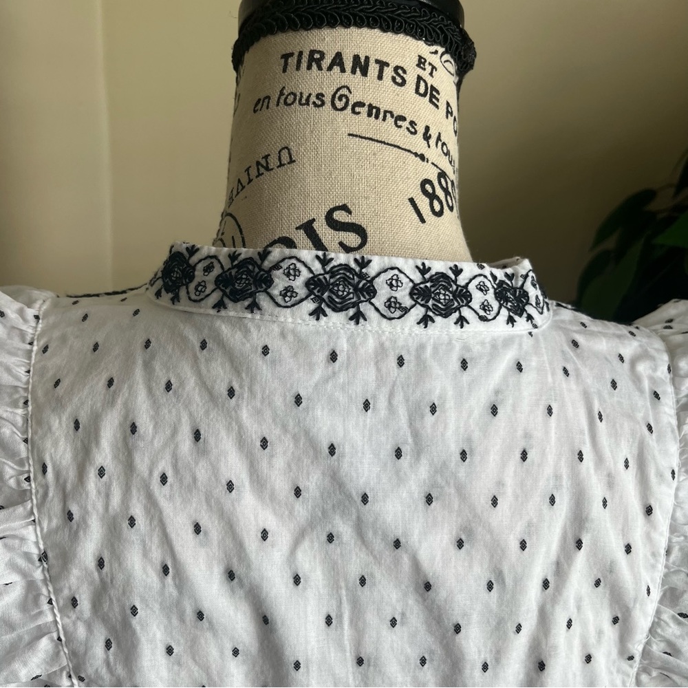 Loft Embroidered Floral Dot Ruffle Sleeveless Top White Sz S - Picture 11 of 16